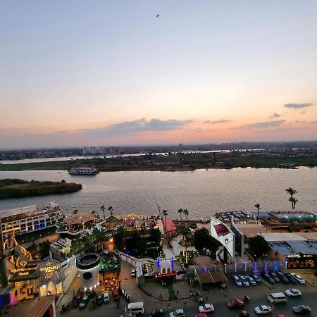 Appartamento Amazing Nile View&Pyramids Il Il Cairo Esterno foto